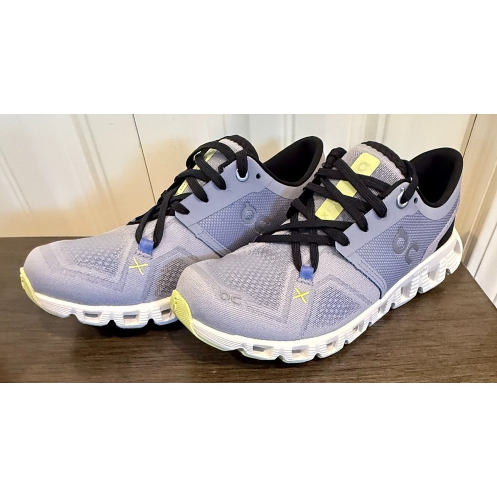 Size 5 - On Cloud X 3 Low Blue W